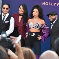 Hermanos de la fallecida cantante Selena se enfrentan en una demanda millonaria en EE.UU.