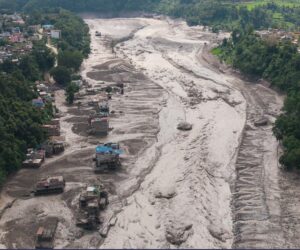 Nepal eleva a 6,150 la cifra de desaparecidos tras devastadora riada