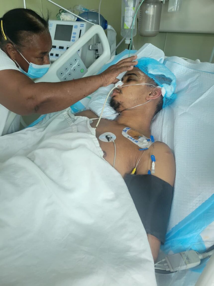 Familiares reciben cuerpo de Emmanuel Contreras, joven que perdió la vida tras salir a comprar un celular