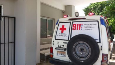 Al menos 20 estudiantes se intoxican tras consumir leche del desayuno escolar en Villa González
