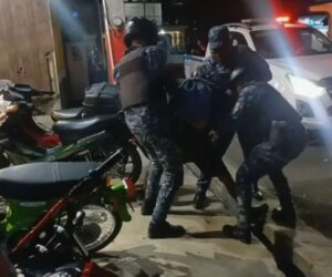 Denuncian presunta agresión policial durante apresamiento de un ciudadano en Jarabacoa