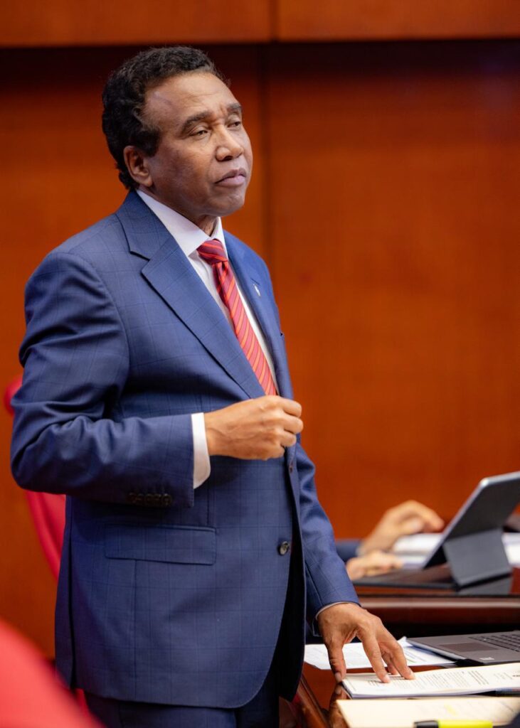 Félix Bautista deposita proyecto para eliminar el método D’Hondt