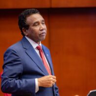 Félix Bautista deposita proyecto para eliminar el método D’Hondt