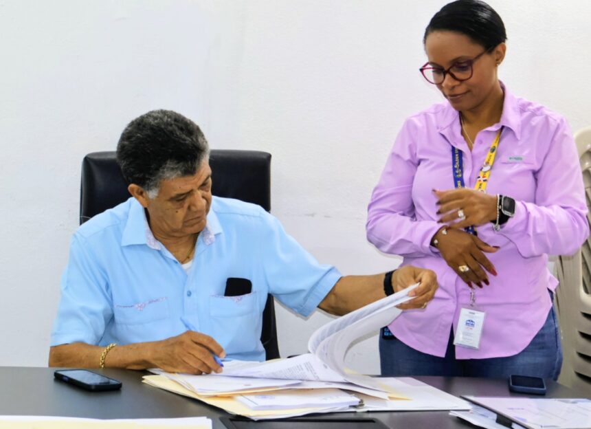 Alcaldía de Santo Domingo Oeste firma contratos por más de RD$182 millones para ejecutar obras