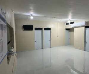 Alcaldesa Ana Reyes exhibe avances del nuevo Centro de Diagnóstico de Las Galeras