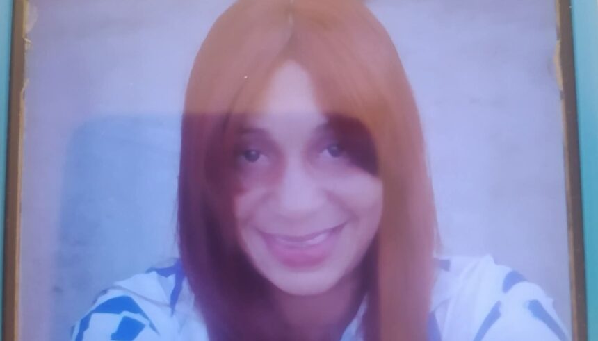 Familiares buscan a una mujer desaparecida en Higüey y piden ayuda para localizarla