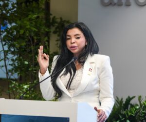 Yeni Berenice aborda con industriales implicaciones del nuevo Código Penal para las empresas