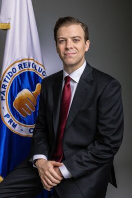 Juan Garrigó deja sus funciones gubernamentales y se concentra en fortalecer las estructuras del PRM