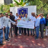 Alcalde Eberto Núñez da primer picazo para construir glorieta en parque de Los Maestros en Bonao