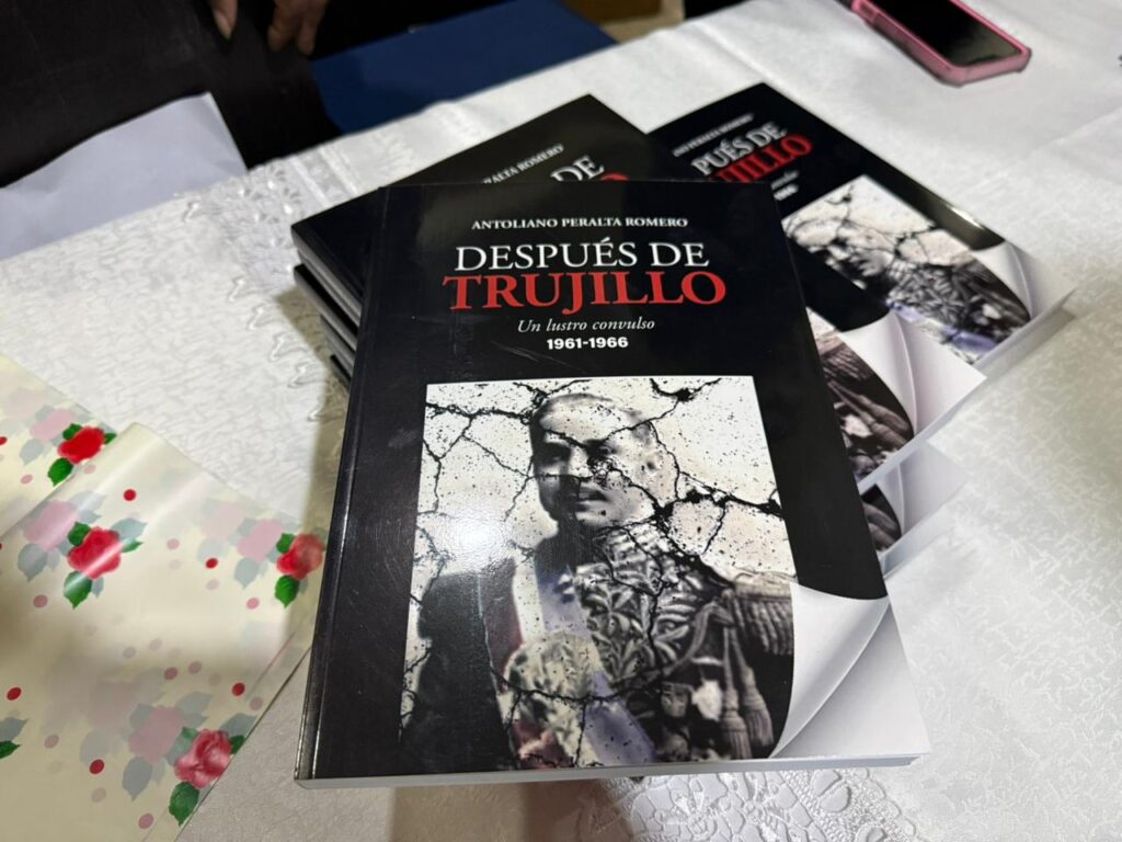 Antoliano Peralta presenta su libro “Después de Trujillo” sobre la historia dominicana