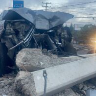Accidente Santiago: yipeta derriba dos postes eléctricos y provoca explosiones en la avenida Estrella Sadhalá