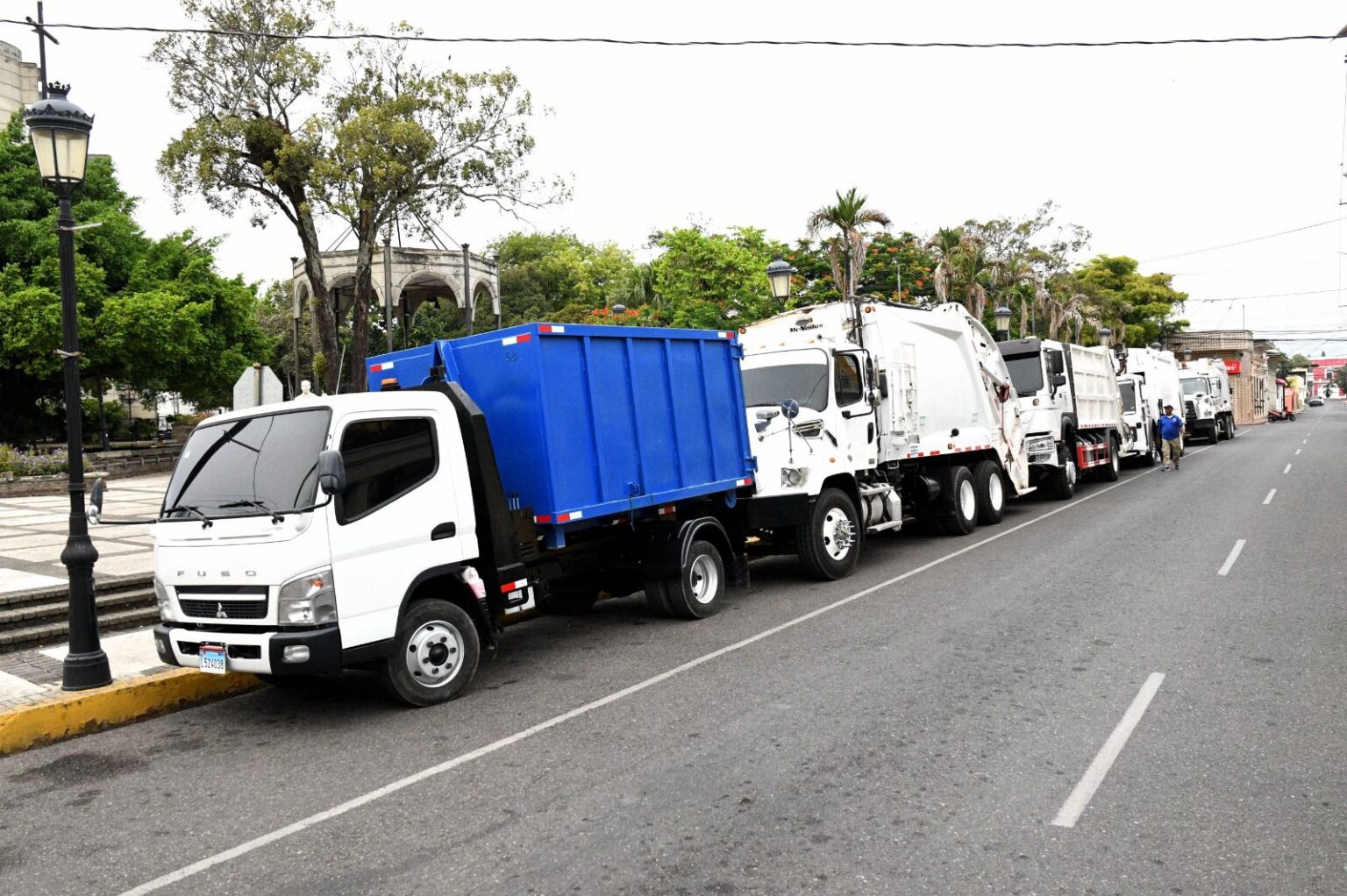 Alcaldía de La Vega invierte RD$34 millones en nuevos camiones recolectores