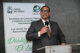 FP emplaza a la DGA a demostrar el destino de 3,900 contenedores en tránsito hacia Haití