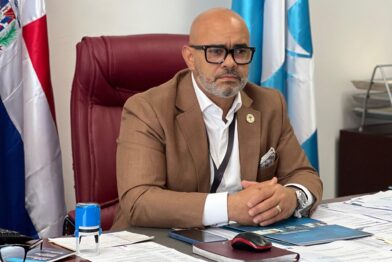 Darío Contreras advierte que sus servicios son gratuitos y llama a denunciar cobros indebidos
