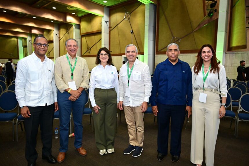 José Ramón Peralta llama a renovar la formación para impulsar un sector agrícola más eficiente