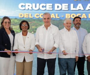 Abinader inaugura carretera de Boca de Chavón tras 25 años de espera