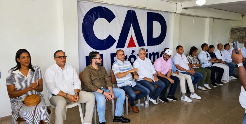 David Collado consolida respaldo de cinco alcaldes en Samaná y fortalece su proyecto presidencial