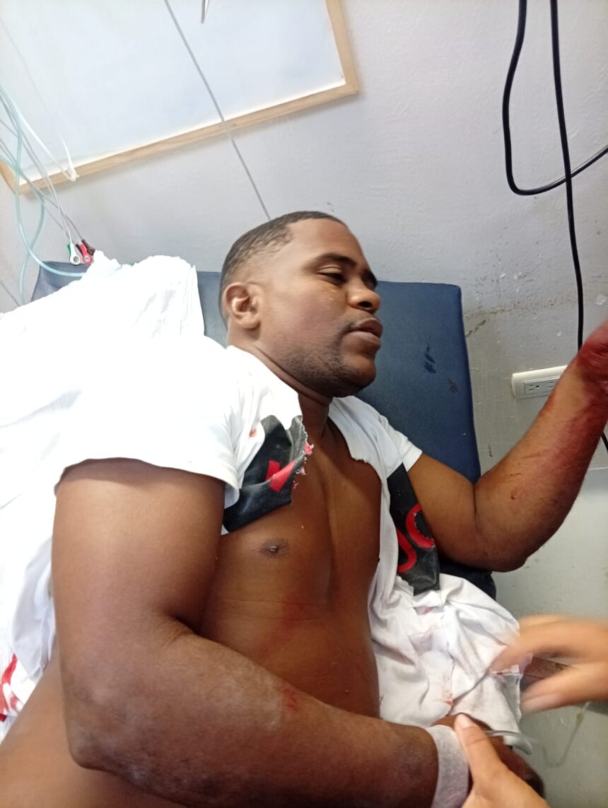 Familiares de Herodis Valdez piden justicia tras resultar herido de bala en Los Alcarrizos