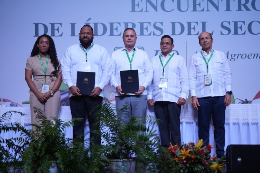 Instituciones invertirán RD$23.7 millones en formación de nuevos profesionales para fortalecer el agro dominicano