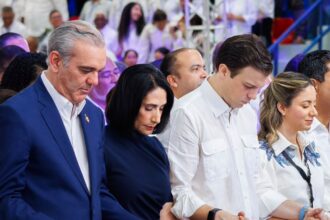 PRM juramenta nuevas autoridades encabezadas por Luis Abinader en ambiente de unidad