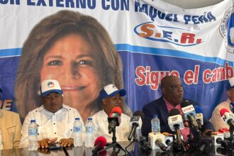 Hipólito Mejía podría ser asesor de campaña de Raquel Peña, asegura Sector Externo