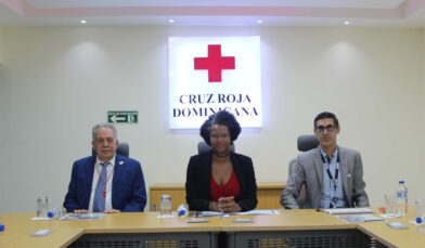 Cruz Roja reúne a representantes internacionales para fortalecer respuesta ante desastres climáticos en el Caribe