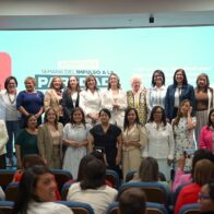 Ministerio de la Mujer y OEA fortalecen liderazgo político de cientos de mujeres rurales de la región