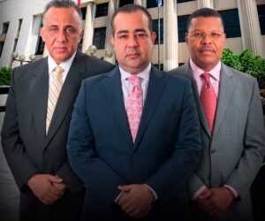 Demandan a Danny Alcántara, Óscar Medina, Luisín Mejía y Color Visión por difamación e injuria