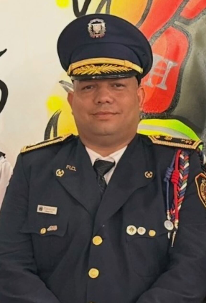 coronel pablo pimentel denuncia retraso salarial mientras bomberos continúan atendiendo emergencias en buena vista jarabacoa