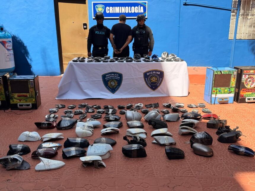 Policía Nacional intensifica ofensiva contra el delito y ocupa armas, drogas y máquinas tragamonedas en el Gran Santo Domingo