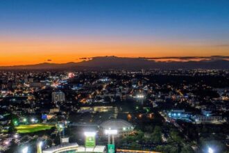 Ejecutivo deposita proyecto para construir estadio de béisbol con estándares de Grandes Ligas