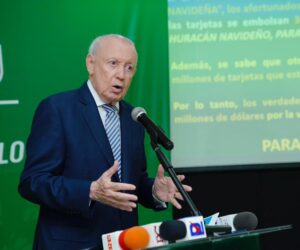 Rafael Alburquerque: “Endeudarse para comer no puede presentarse como una conquista”