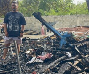 Fuego reduce a cenizas cinco viviendas en Santiago y deja a varias familias en la calle