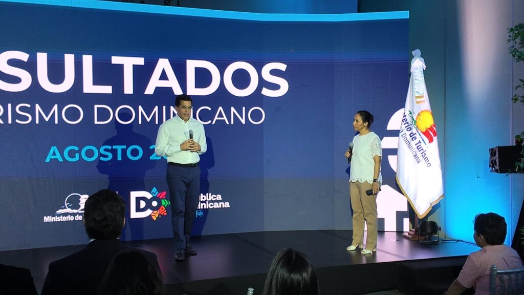 RD supera los 8.5 millones de visitantes en los primeros ocho meses de 2026