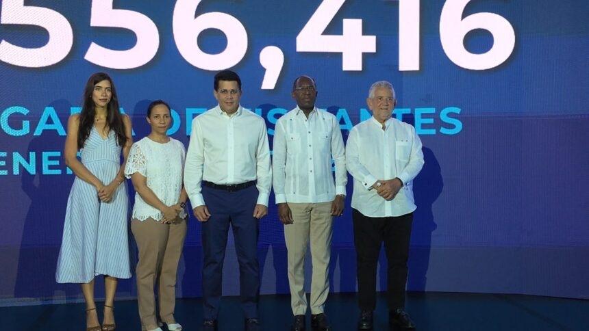 RD supera los 8.5 millones de visitantes en los primeros ocho meses de 2026
