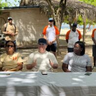 Alejandro Campos anuncia inicio de reparación del muelle de Cayo Levantado tras reunirse con sectores de Samaná