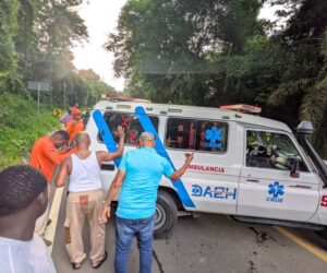 Varias personas heridas tras accidente en el puente de Guayabo, Bayaguana