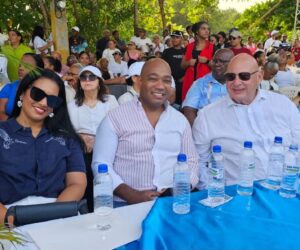 Pedro Catrain fortalece su respaldo a las celebraciones cristianas en toda la provincia de Samaná