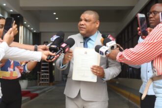 Diputado somete proyecto para crear aulas inclusivas en todas las escuelas públicas