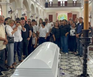 Santiago sepulta a Claudio Concepción, el periodista que durante más de 50 años contó la historia del arte dominicano