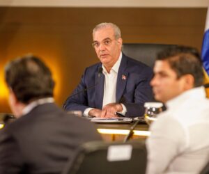 Abinader anuncia posición oficial sobre prohibición haitiana a productos dominicanos
