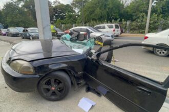 “Fue como si se hubiera caído el mundo”: vecinos narran impacto de accidente en Santiago