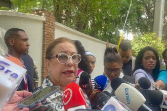 Rosa Santos destaca agenda Santiago con supervisión de obras, electricidad y agua