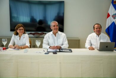 Abinader reitera inversiones Santiago: RD$9,000 millones para acueducto y RD$1,700 millones para hospitales