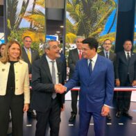 Ministro de turismo en Francia, Serge Papin y el ministro de Turismo dominicano, David Collado.