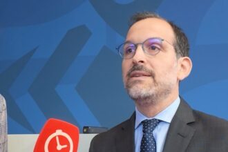 Embajador dominicano en Francia, David Puig.