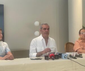 Abinader asegura desde Santiago que quedó resuelto impasse por restricciones haitianas a productos dominicanos