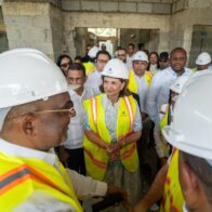 Raquel Peña supervisa construcción del Hospital Traumatológico Luis L. Bogaert en Mao