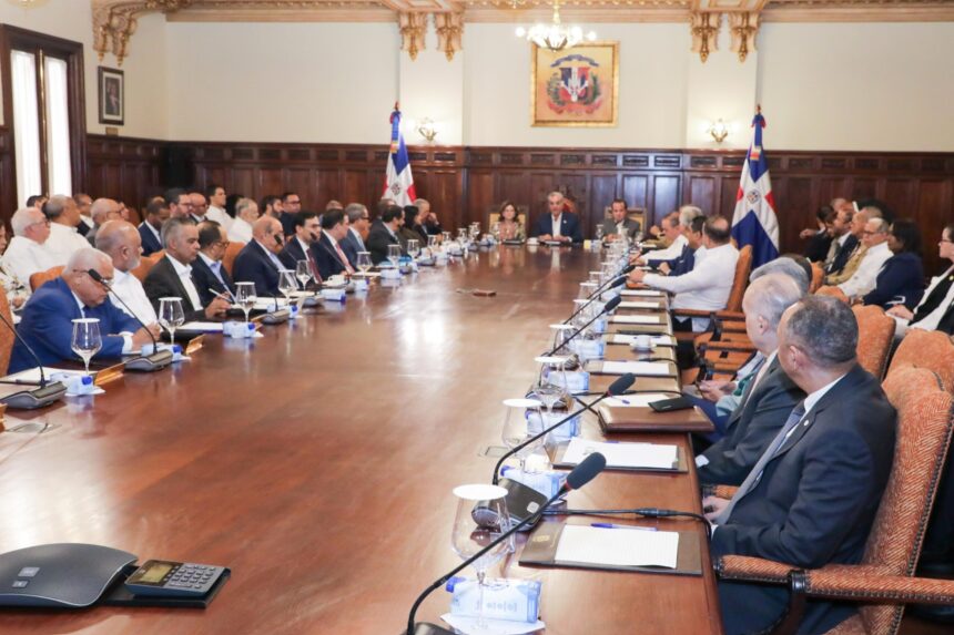 Consejo de Ministros aprueba Presupuesto 2027 por más de RD$2 billones