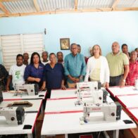 DASAC entrega máquinas de coser para impulsar autoempleo femenino en San Cristóbal